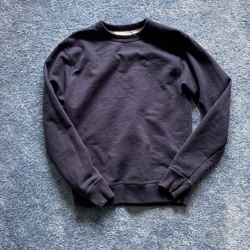 Men’s Small Champion Navy Blue Crewneck Sweater